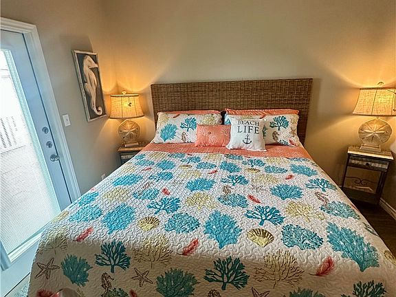 5th image of 14901 Packery View Loop