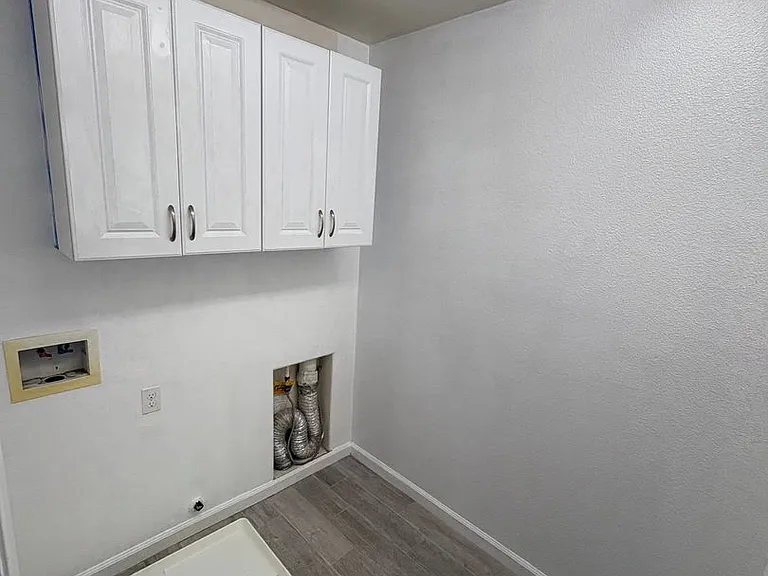 3726 N Shady Ct — Photo 3