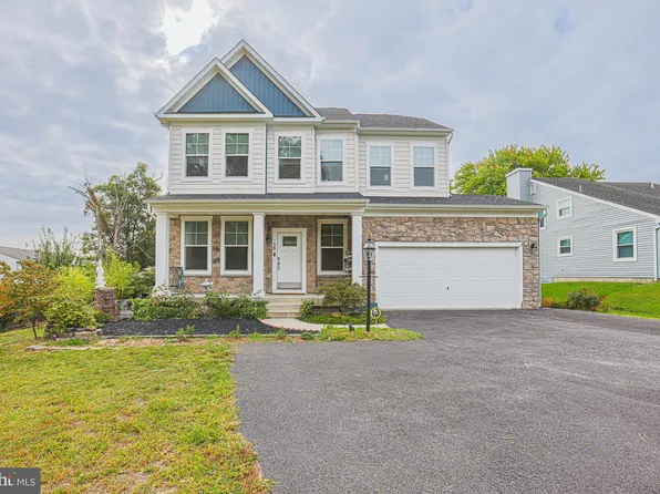 15 Barletta Ct, Rosedale, MD 21237