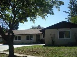 250 Donna St, Oak View, CA 93022