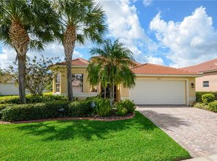 5013 Sandy Brook Cir, Wimauma, FL 33598