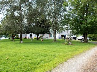 61691 Wintergreen Rd, Lore City, OH 43755