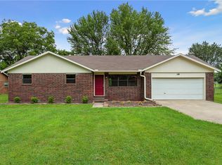 68 Wilson St, Farmington, AR 72730