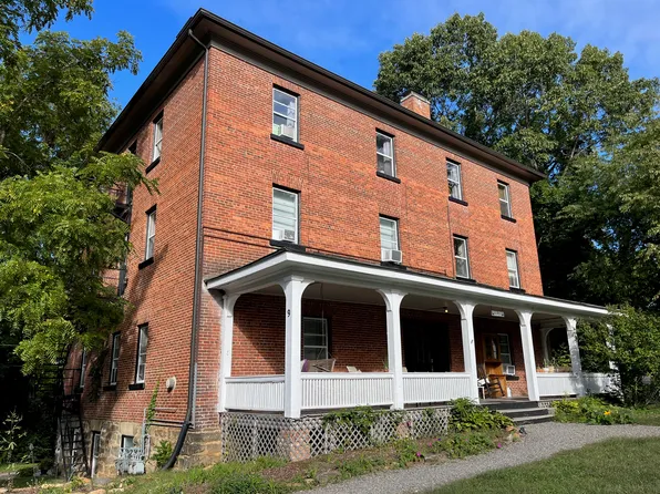 9 Lakeshore Dr #8, Weaverville, NC 28787