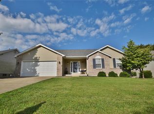1029 Reddington Timbers Dr, Saint Charles, MO
