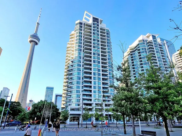 228 Queens Quay W, Toronto, ON