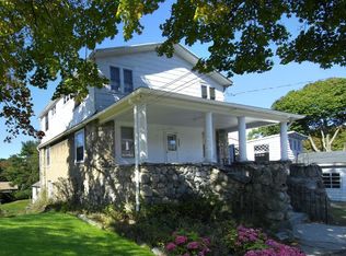 524 River Rd, Cos Cob, CT 06807