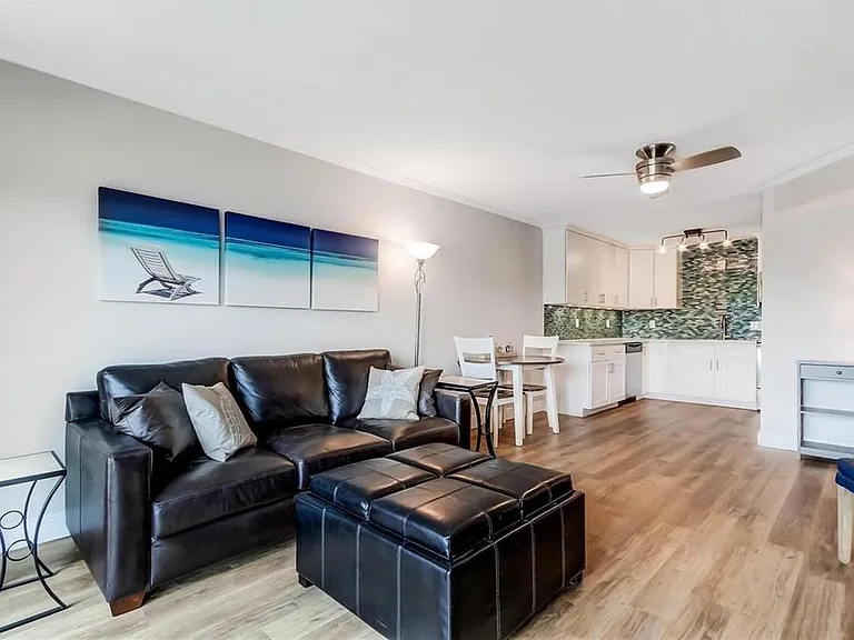 51 Island Way #104 — Photo 24