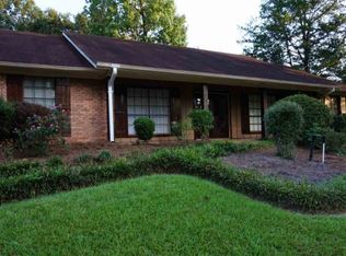 203 Greenfield Pl, Brandon, MS 39047