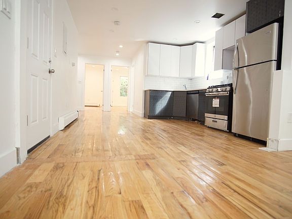 5th image of 60-90 Flushing Ave #1