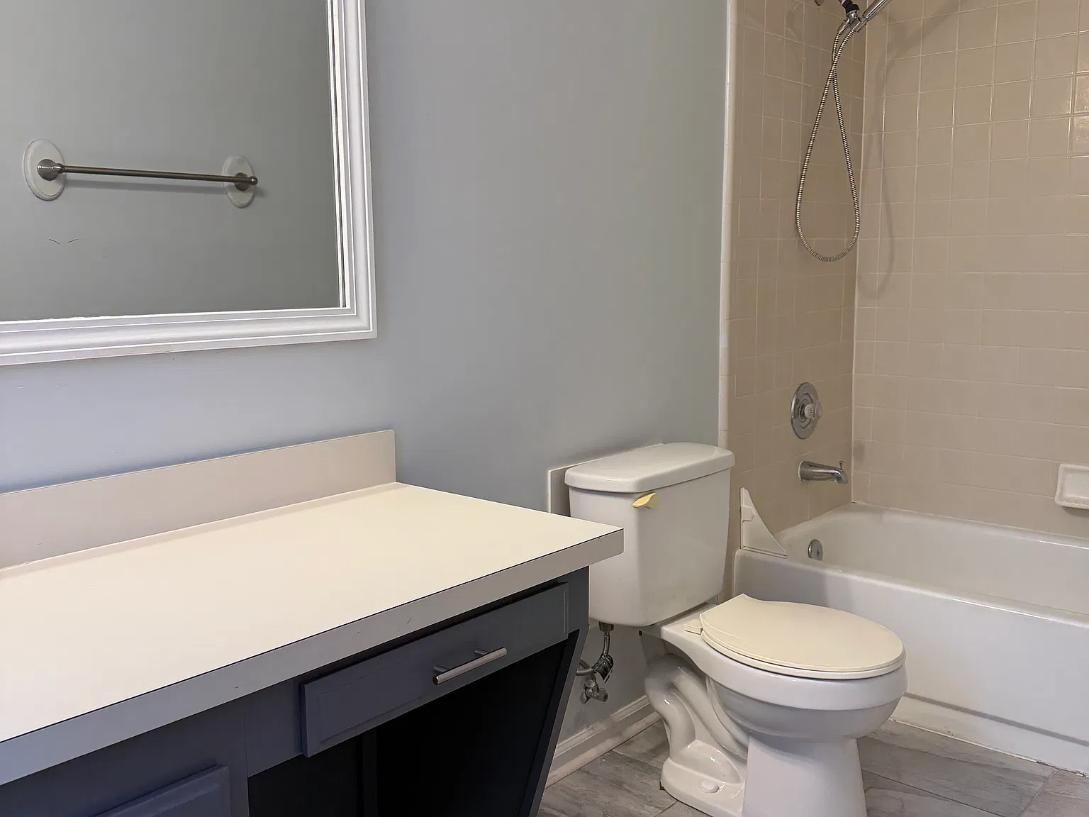 2 bed, 2.5 bath, 1624 sqft, $1,825 — Photo 2