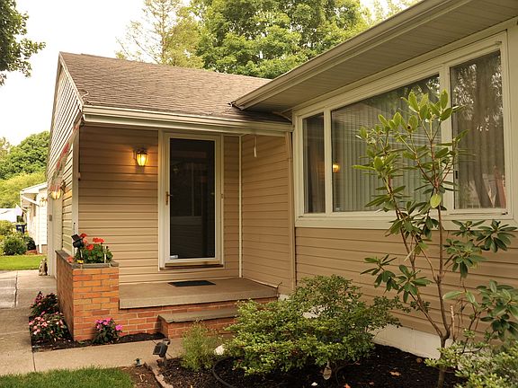 2nd image of 101 Ward Ln