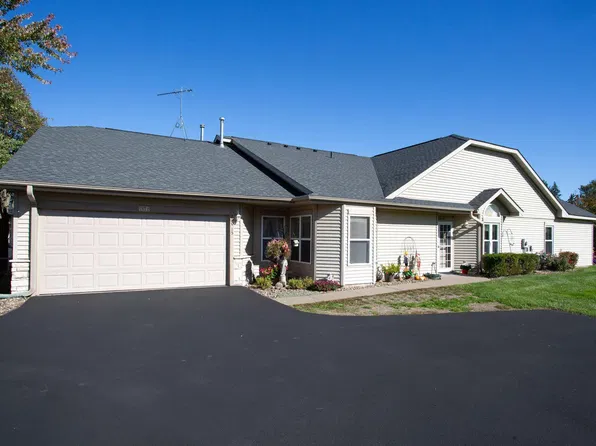 700 Leroy Ln APT 15, River Falls, WI 54022