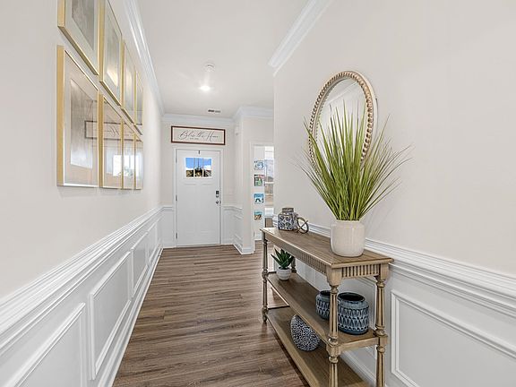 5th image of 421 Linfield Ct
