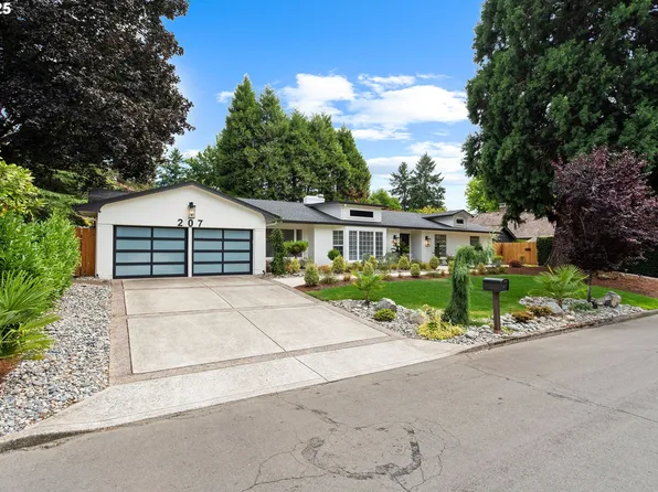 207 Phoenix Way, Vancouver, WA 98661