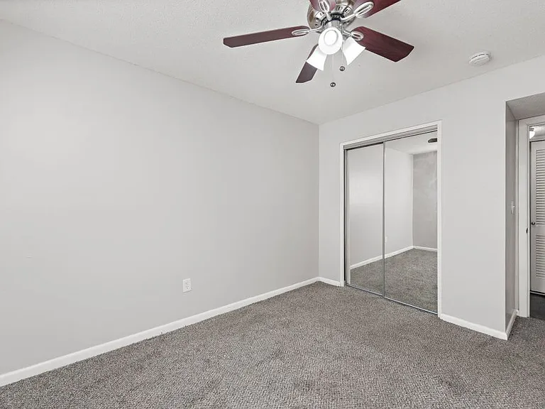 4141 Roanoke Rd — Photo 17