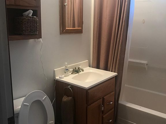 2nd image of 211 S Gainsborough Ave #1