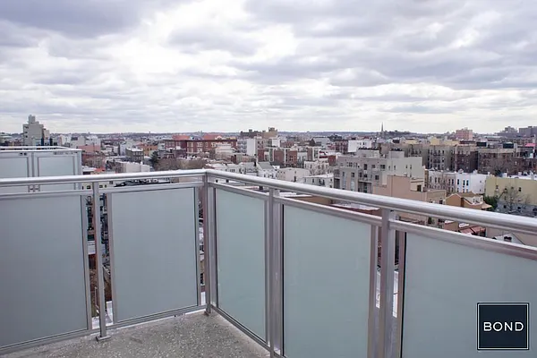 Rented by Bond New York | media 13