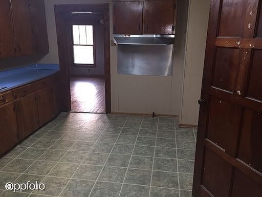 3rd image of 136 Mimosa St