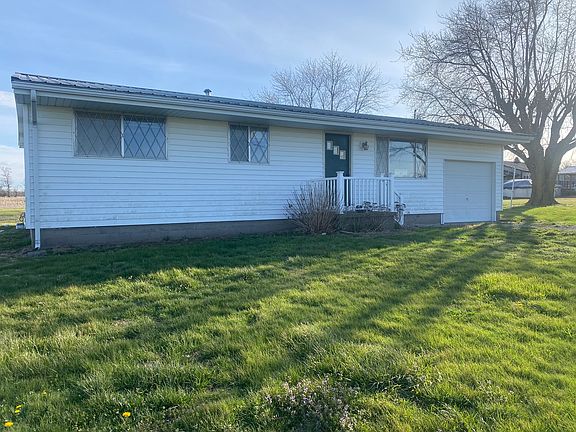 3rd image of 8562 E Park Street Rd