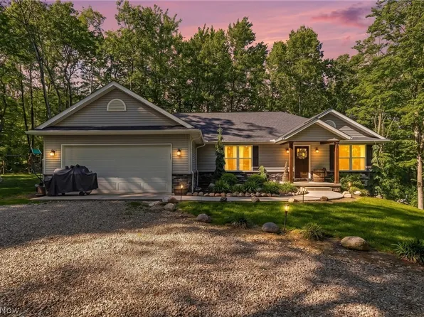 3255 Loper Rd NE, Newark, OH 43055