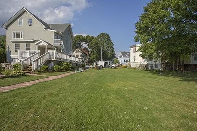 2nd image of 26 Mason St #1