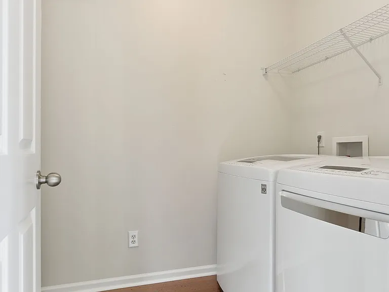 3208 Calder Ct — Photo 17