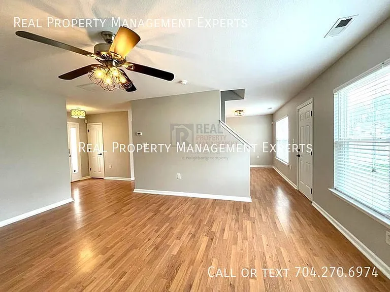 198 Mott Rd — Photo 6