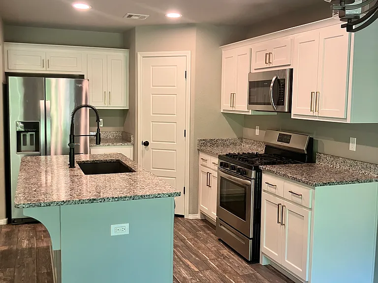 6609 S 20th Pl — Photo 8