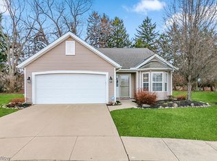 640 Beacon Dr, Painesville, OH