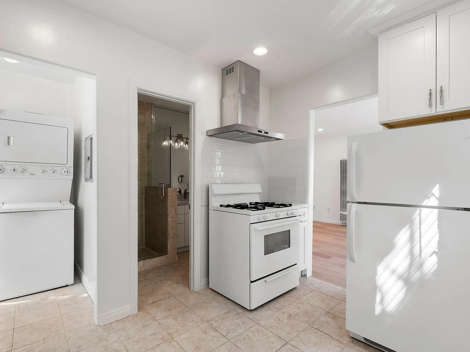 1 bed, 600 sqft, $2,395 — Photo 4