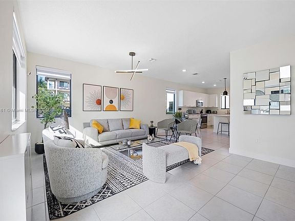 3rd image of 8387 NW 43rd St #387