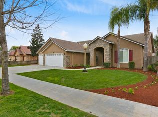 3125 W Delaware Ct, Visalia, CA 93291