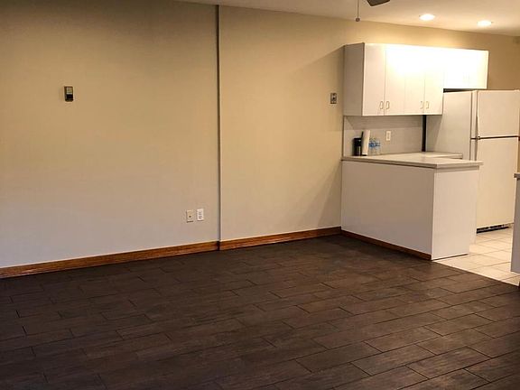 3rd image of 3012 Schley Ave