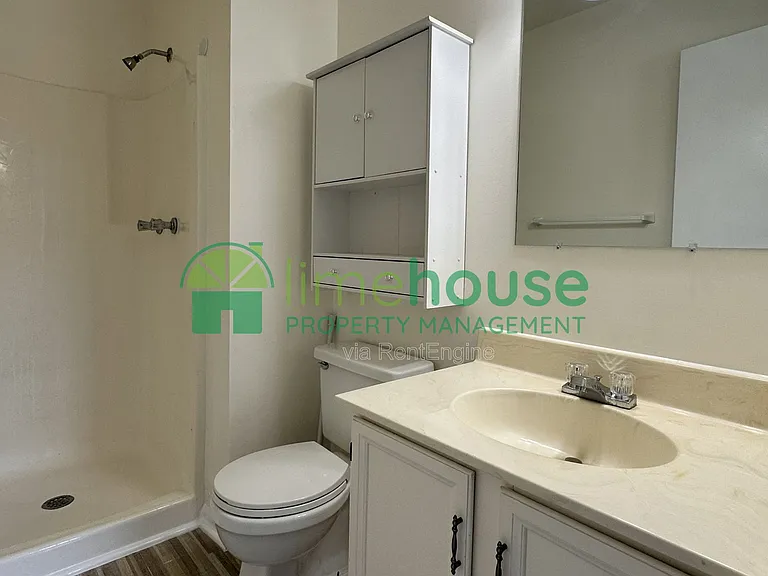 1318 River Birch Run S — Photo 11