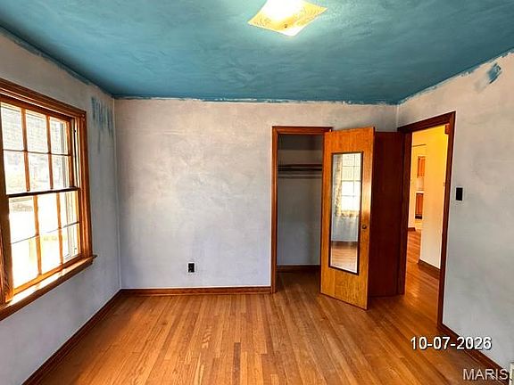12th image of 9857 Lilac Dr