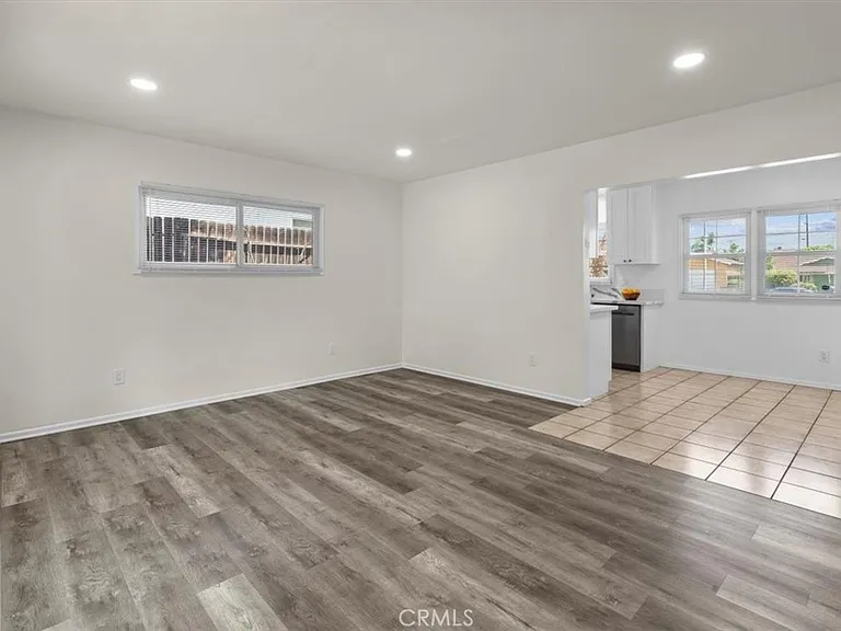 529 W Blaine St — Photo 5