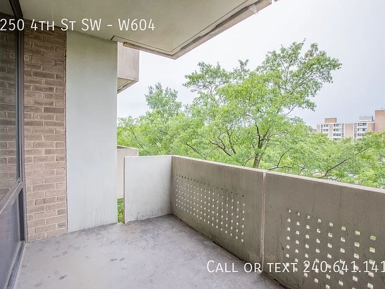 1250 4th St SW #W604 — Photo 18