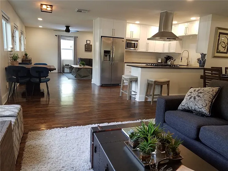 5405 Hudson St — Photo 16