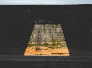 1024 E Landings Rd N, Granbury, TX 76049