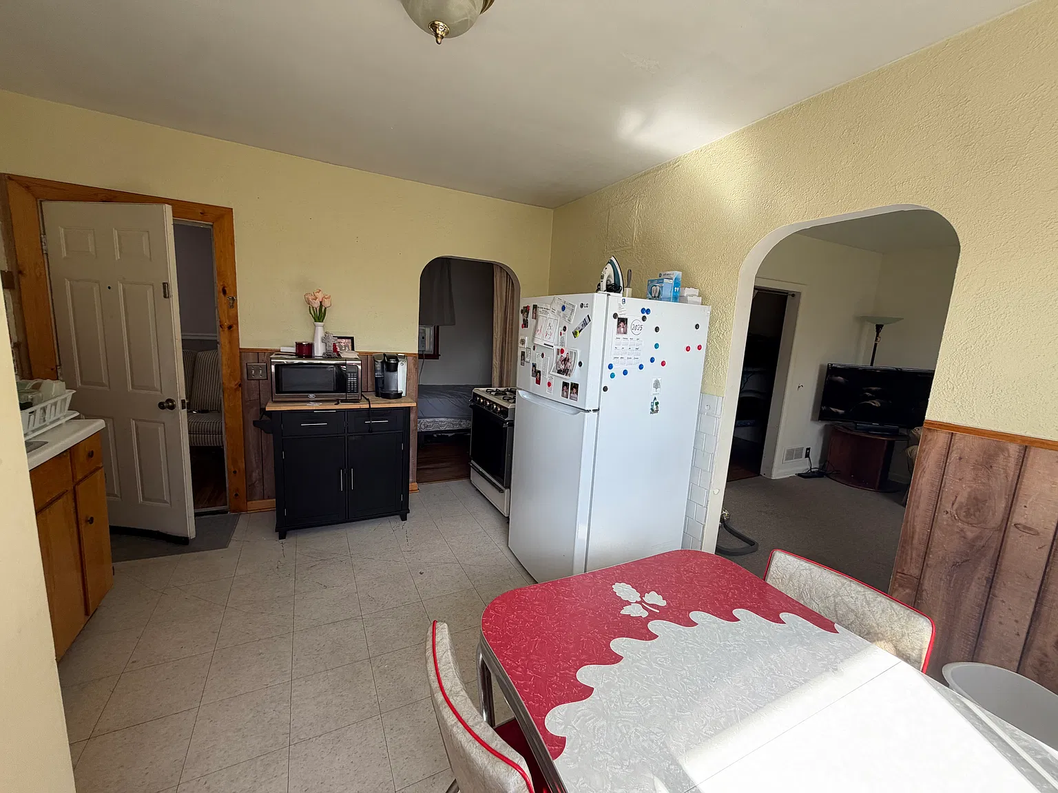 1 bed, 550 sqft, $1,075 — Photo 3