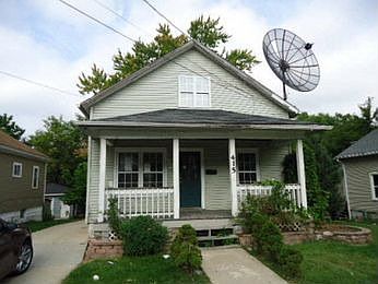 1st image of 415 Rosewood Ave