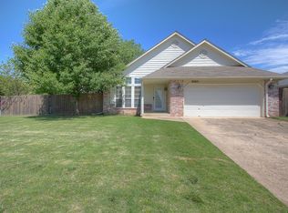 9303 E 98th St S, Tulsa, OK 74133