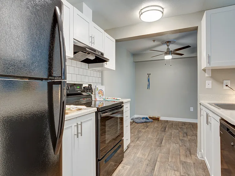 The Stinson Apartment Homes — Photo 20