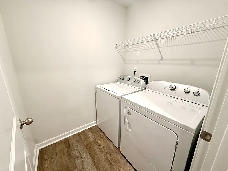 1568 Bellamy Place Dr NE — Photo 9