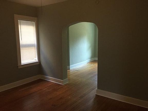 3rd image of 4219-4221 Hartford St