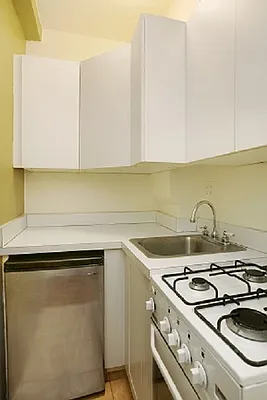 Rented by Corcoran | media 8