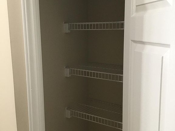 4th image of 312 White St APT A