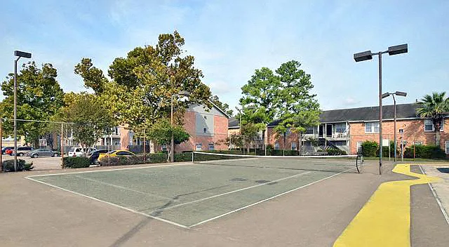 Arbors at Town Square — Photo 9