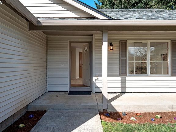 2nd image of 7604 NE 58th St